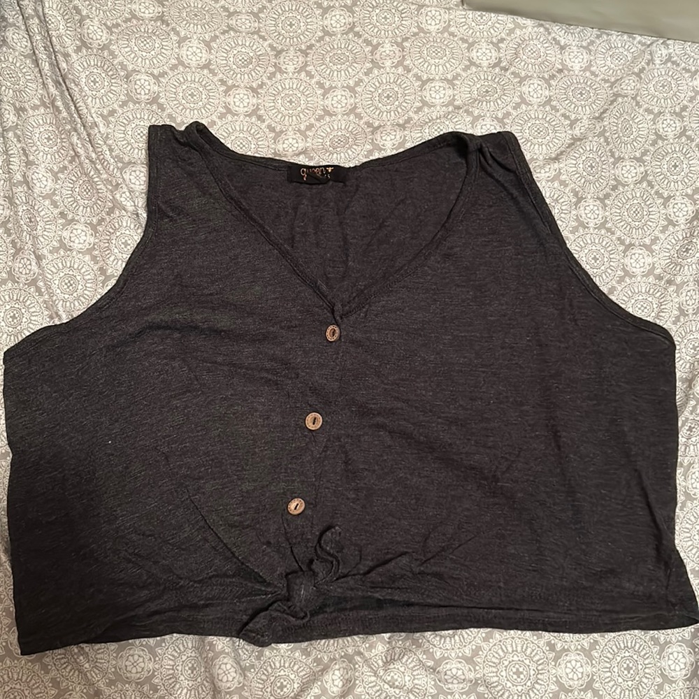 Crop top